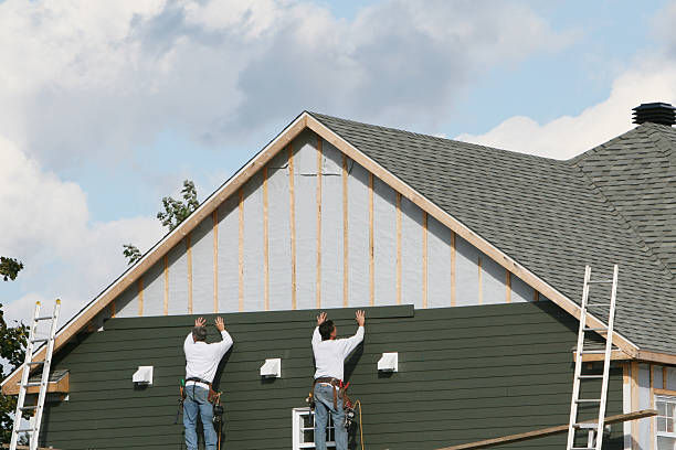 Professional Siding Contractor technician working in Mulberry, NC